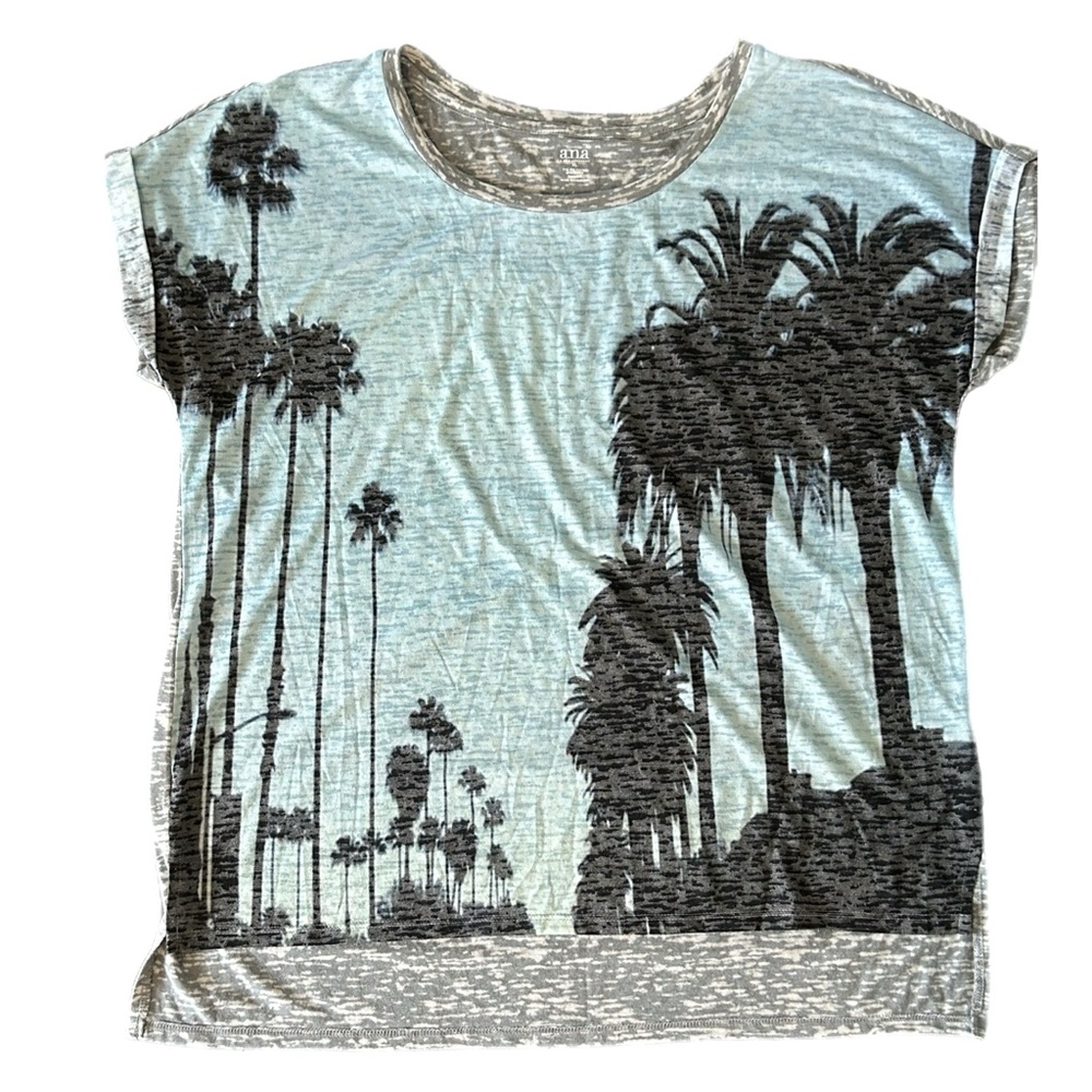 2 for $10 ⭐️ Palm Tree short sleeve tee excellent condition blue gray black XL